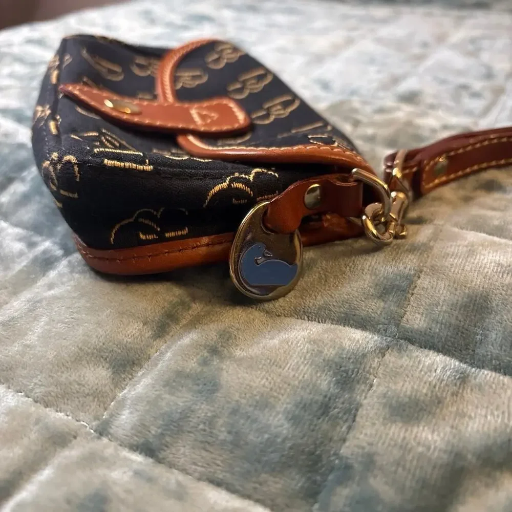 Dooney & Bourke Wristlet Black Multi Coated Canvas Gold Hardware Small Y2K NWOT